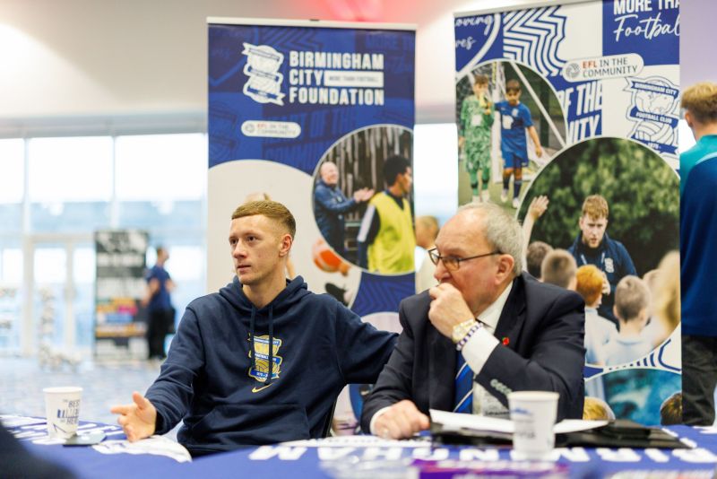 Image for the Tweet beginning: What a way to wrap