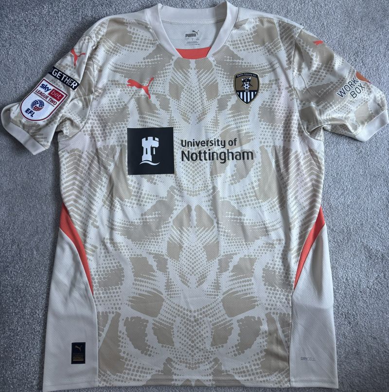 Image for the Tweet beginning: A huge thank you to